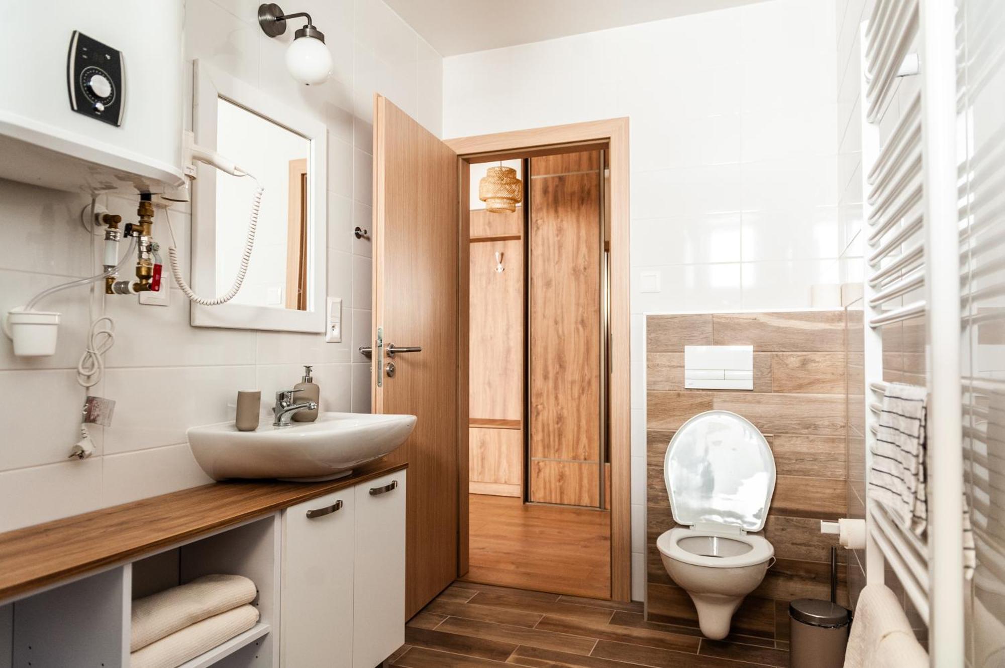 Apartmany Besen เบเชนยอวา ภายนอก รูปภาพ