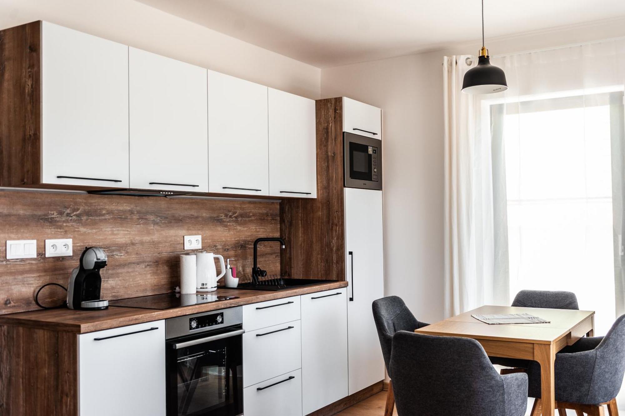 Apartmany Besen เบเชนยอวา ภายนอก รูปภาพ