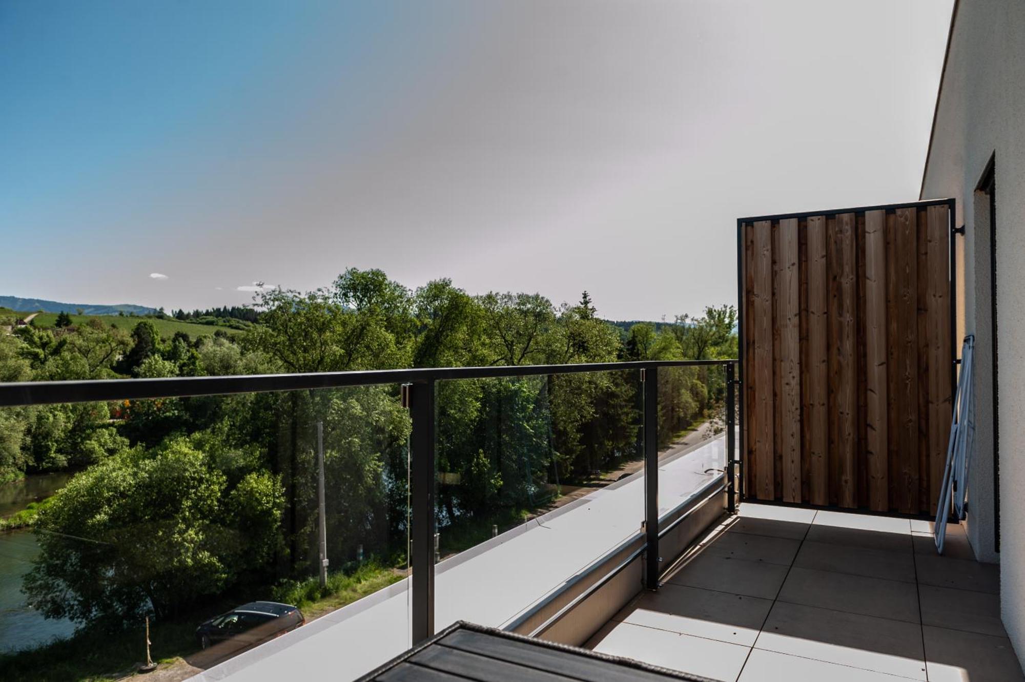 Apartmany Besen เบเชนยอวา ภายนอก รูปภาพ